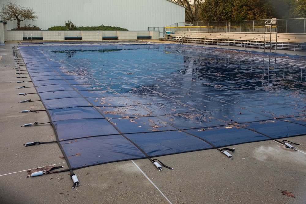 How to Cover Your Pool Properly for Winter to Avoid Costly Repairs?